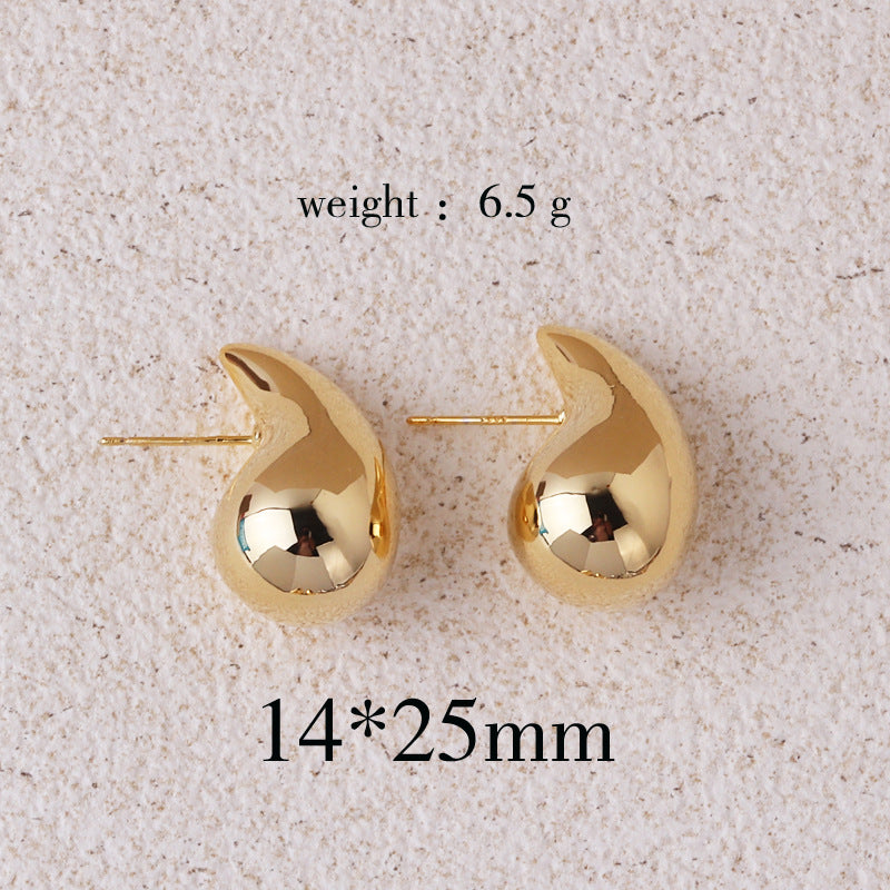 1 pair retro lady water droplets plating copper ear studs By Trendy Jewels