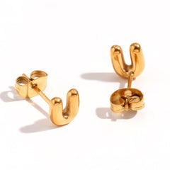 1 pair basic classic style letter plating stainless steel 18k gold plated ear studs By Trendy Jewels