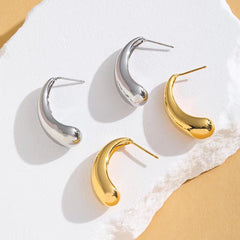 1 pair simple style solid color plating copper 24k gold plated ear studs By Trendy Jewels