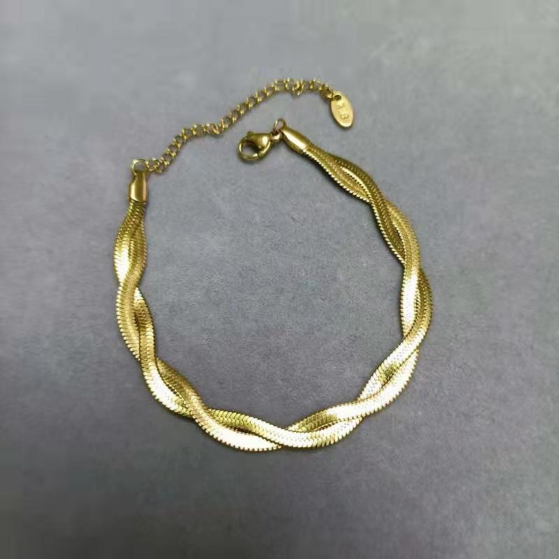 304 Stainless Steel 18K Gold Plated Retro Plating Solid Color Bracelets Necklace By Trendy Jewels