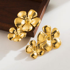 1 Pair Simple Style Flower Stainless Steel 14K Gold Plated Ear Studs By Trendy Jewels