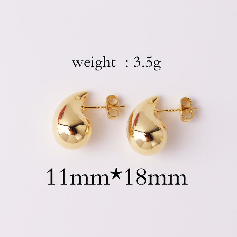 1 pair retro lady water droplets plating copper ear studs By Trendy Jewels