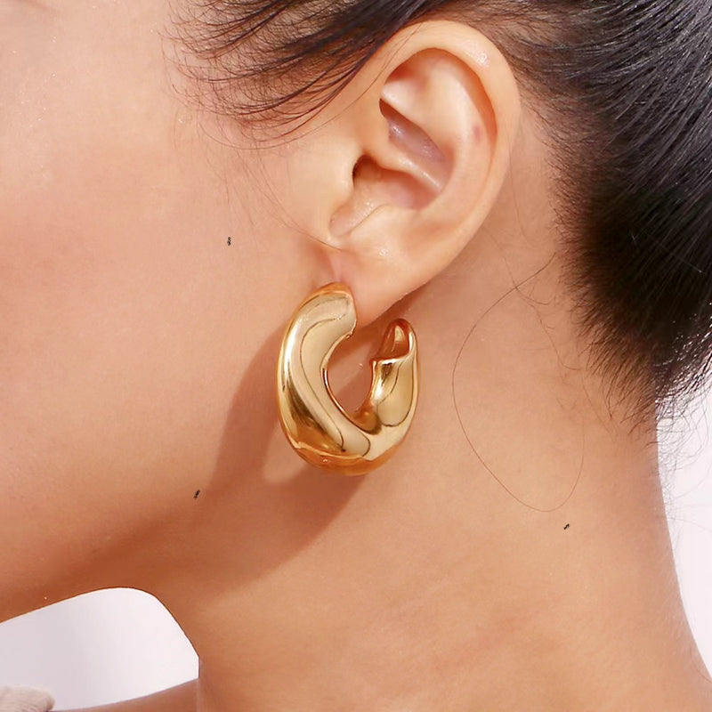 1 Pair IG Style Simple Style C Shape Plating Stainless Steel 18K Gold Plated Ear Studs By Trendy Jewels