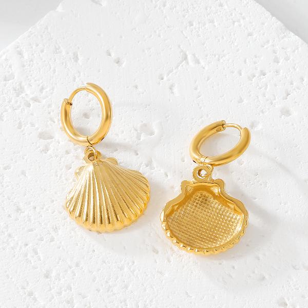 1 Pair Elegant Cute Shell Plating 304 Stainless Steel 18K Gold Plated Drop Earrings By Trendy Jewels