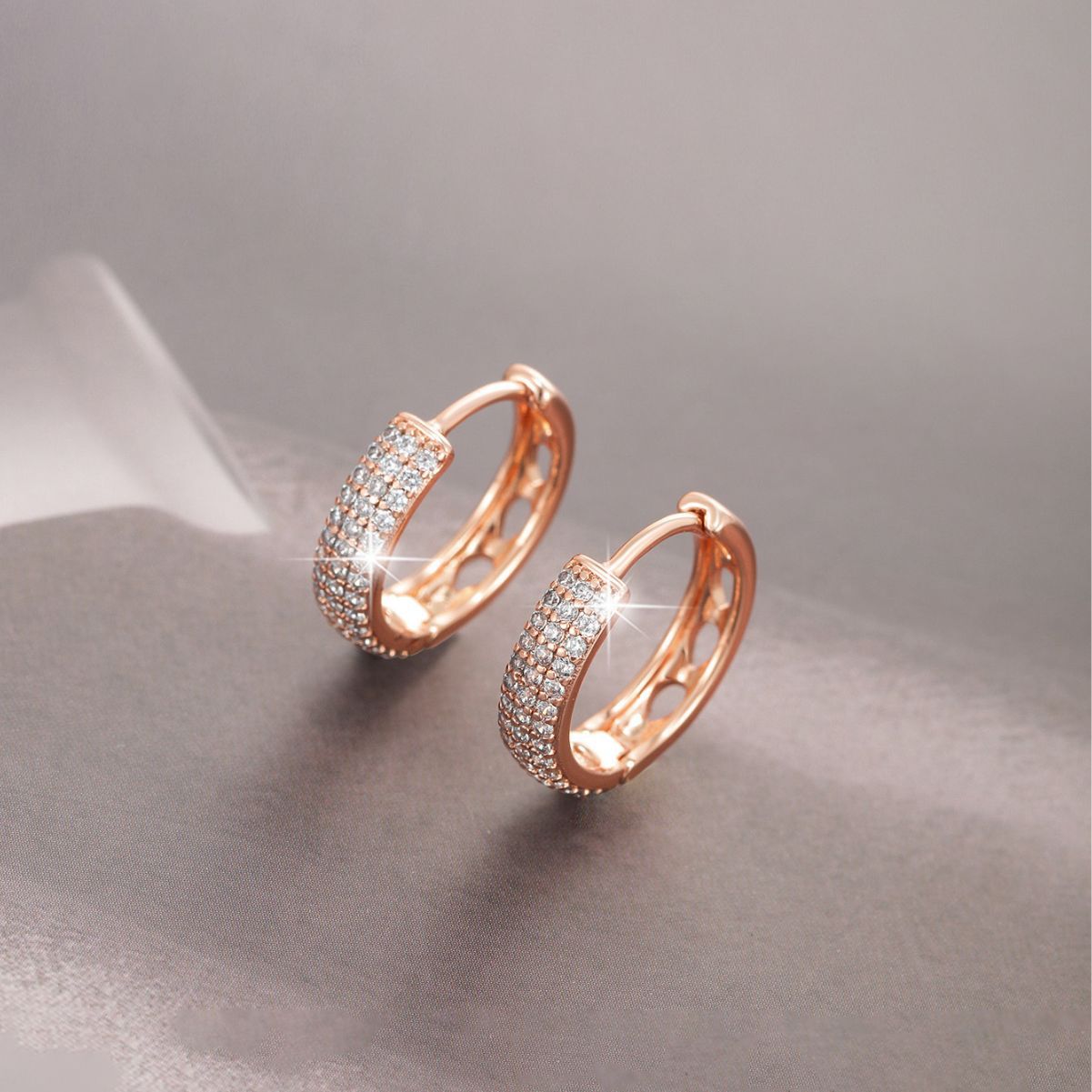 1 Pair Basic XUPING Geometric Solid Color Plating Inlay Alloy Artificial Gemstones 18K Gold Plated Platinum Plated Hoop Earrings By Trendy Jewels