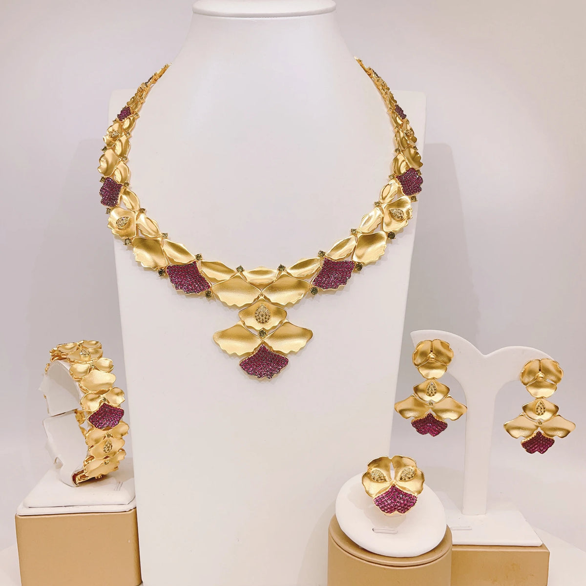 Hot Selling 24K Gold Jewelry Set Available Purple Beads Jewelry Sets Fashion Women's Costume Accessories By Trendy Jewels